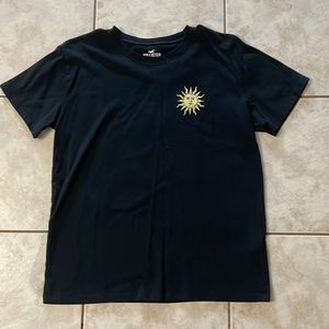 Hollister tshirt